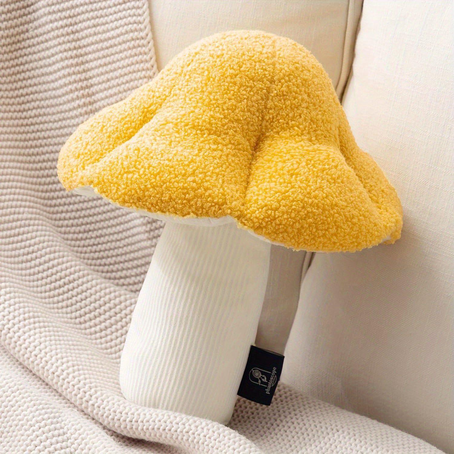 3D Mushroom Accent Pillow - Plush Teddy Fleece with Sculpted Contour for Indoor & Outdoor