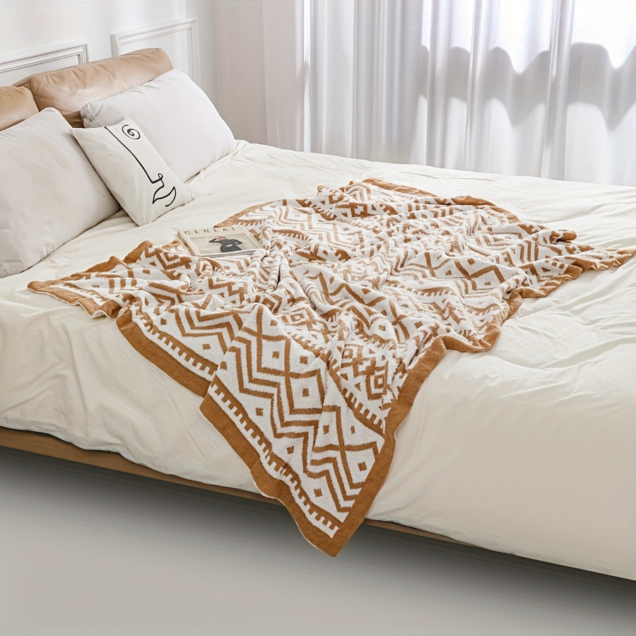 1pc Luxury Ultra-Soft Throw Blanket with Contemporary Geometric Jacquard Weave - Heavyweight 400-450gsm Bedspread Suitable for Sofa, Bed, Camping & Travel - All-Season Bed Cover in Golden (30s Thread Count)