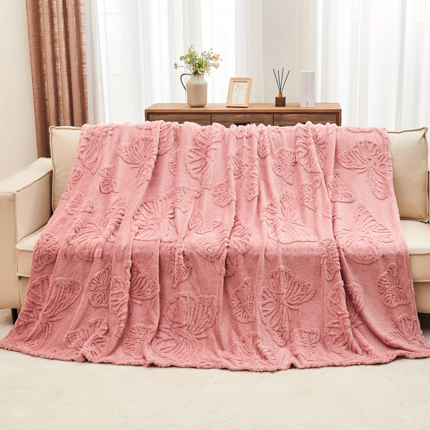 1pc 3D Butterfly Tufted Blanket, Spring And Summer Flannel Fleece Blanket, Bed, Lunch Nap, Couch, Air Conditioning & Office Blanket | Perfect Gift for Women, Men | Available All Seasons | Machine Washable