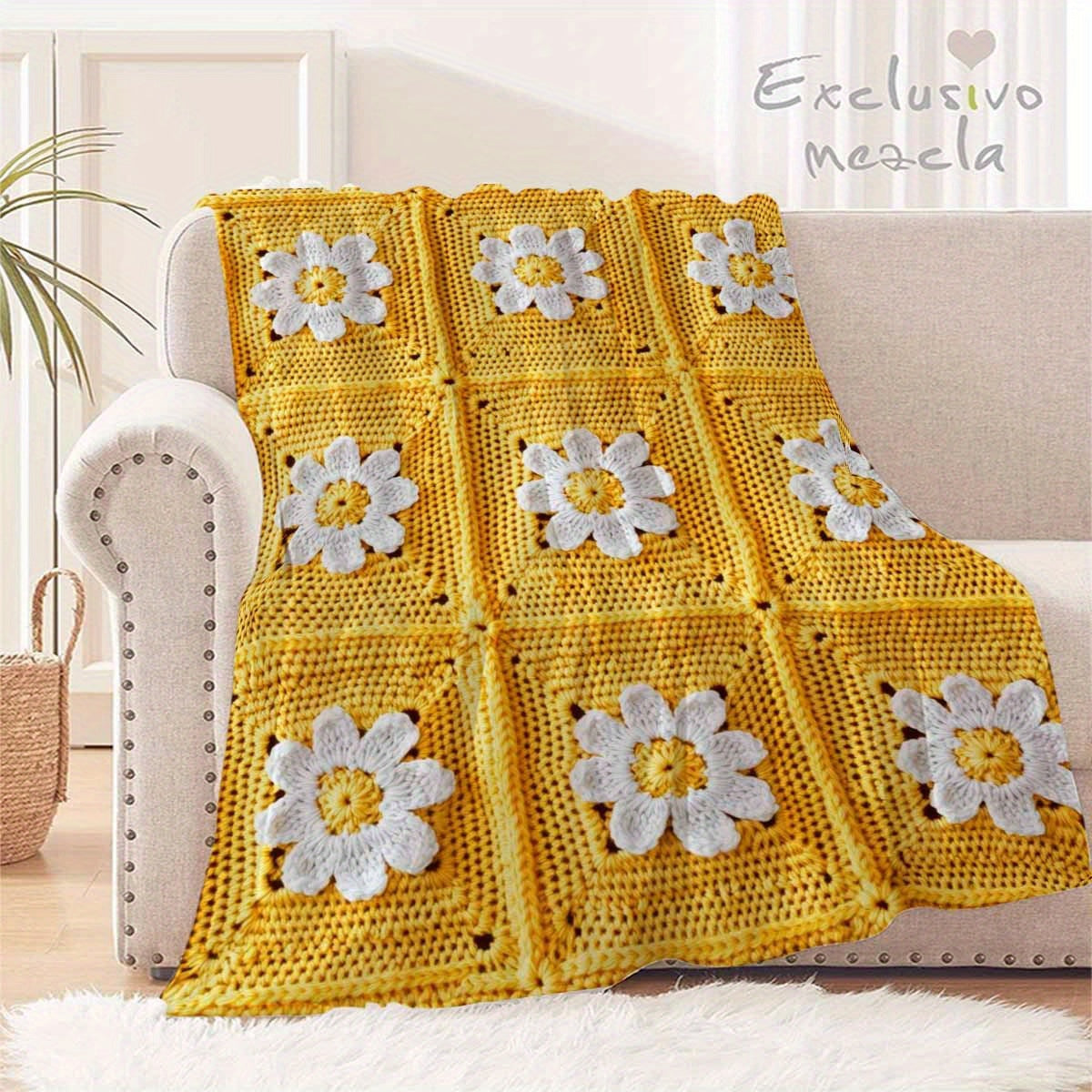 1pc a Flannel Throw Blanket Featuring a Design of Yellow And White Crochet Daisies, Expressing Grandma'S Love to The Moon And Back. This Soft And Cozy Blanket Is Suitable for All Seasons And Can Be Used on a Sofa, Bed